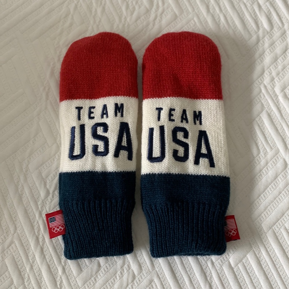 Team USA mittens
